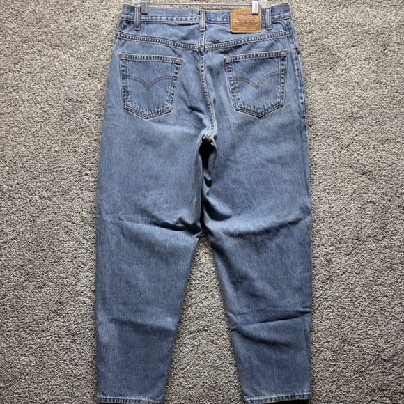 Levi's Other - Vintage Levi's Men's 560 Loose Fit Tapered‎ Leg 90s Y2K Canada Size W36 L32